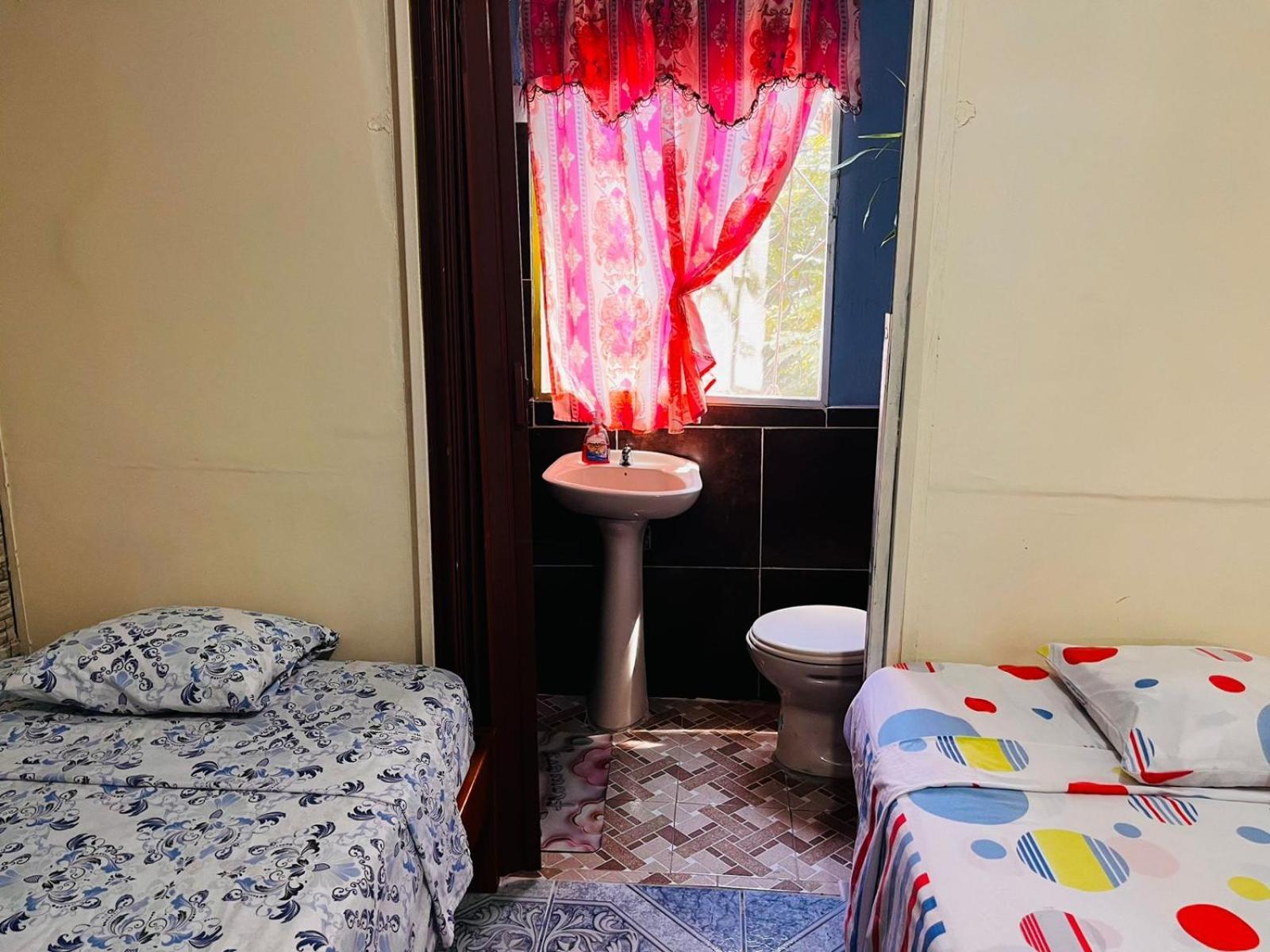 Hospedaje Arvakeni San Cristóbal Cameră foto